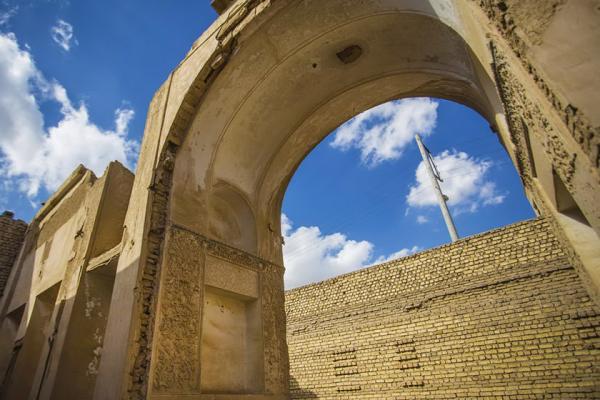 بازسازی ساختمان: شروع بازسازی خانه تاریخی نائل اصفهان